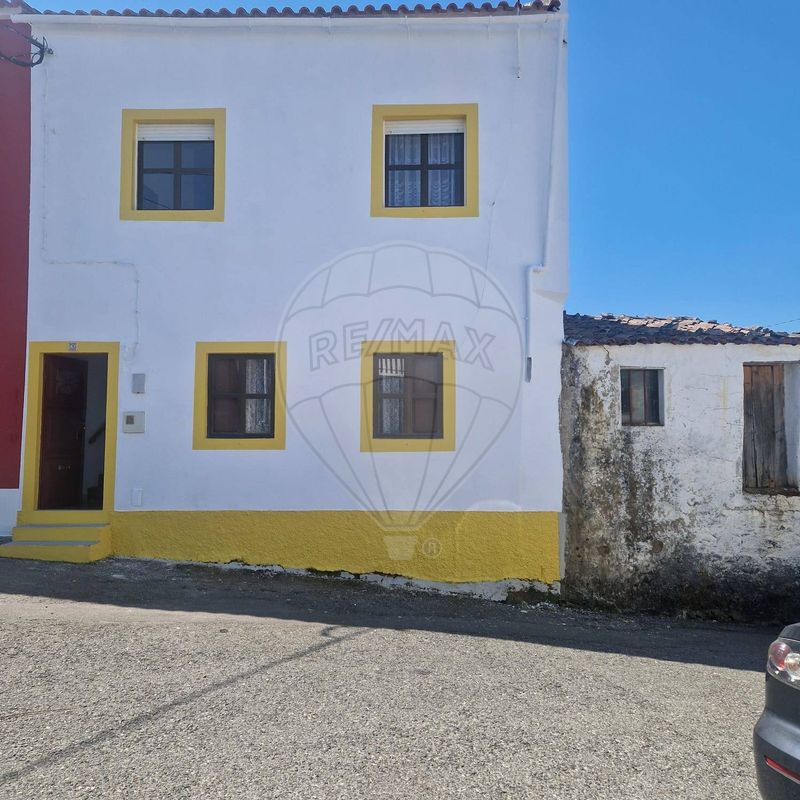 Moradia T2 para venda