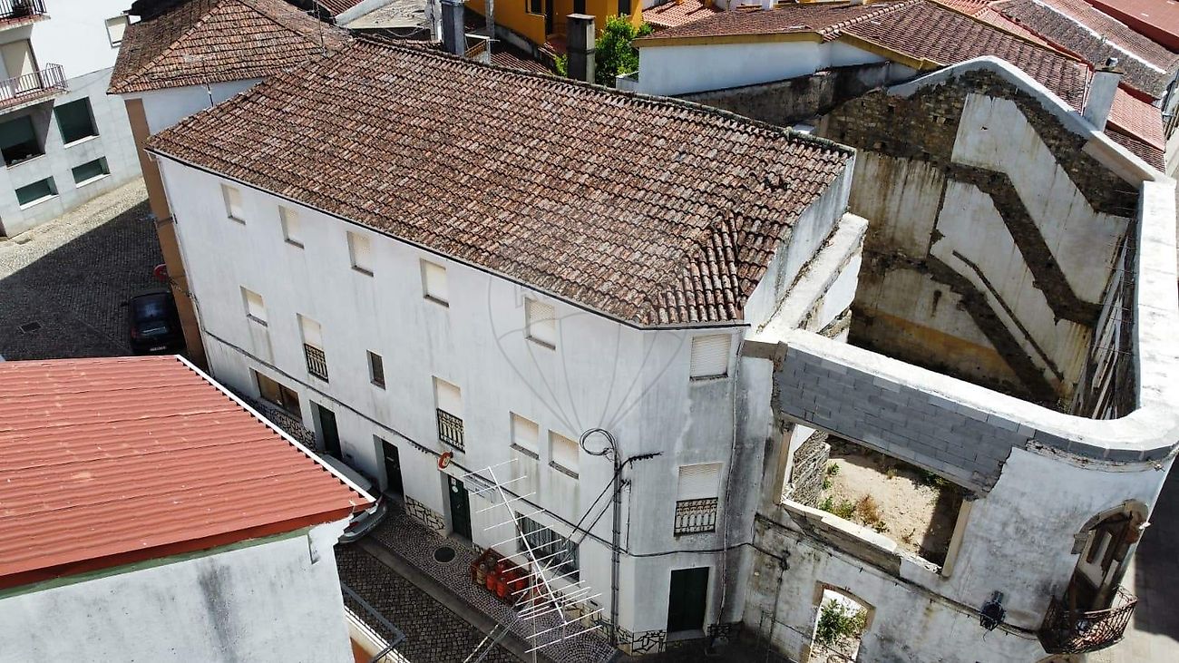 Moradia - Sobreira Formosa e Alvito da Beira, Proença-a-Nova, Castelo Branco