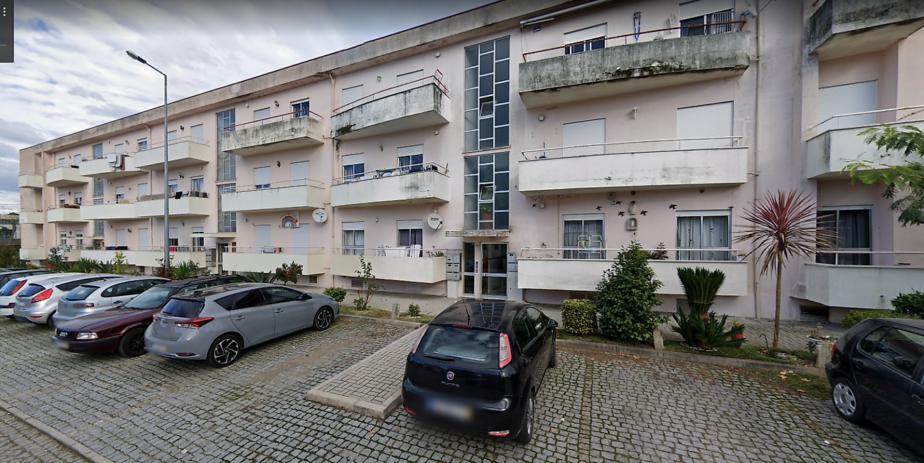 Garagem à venda em Barcelos