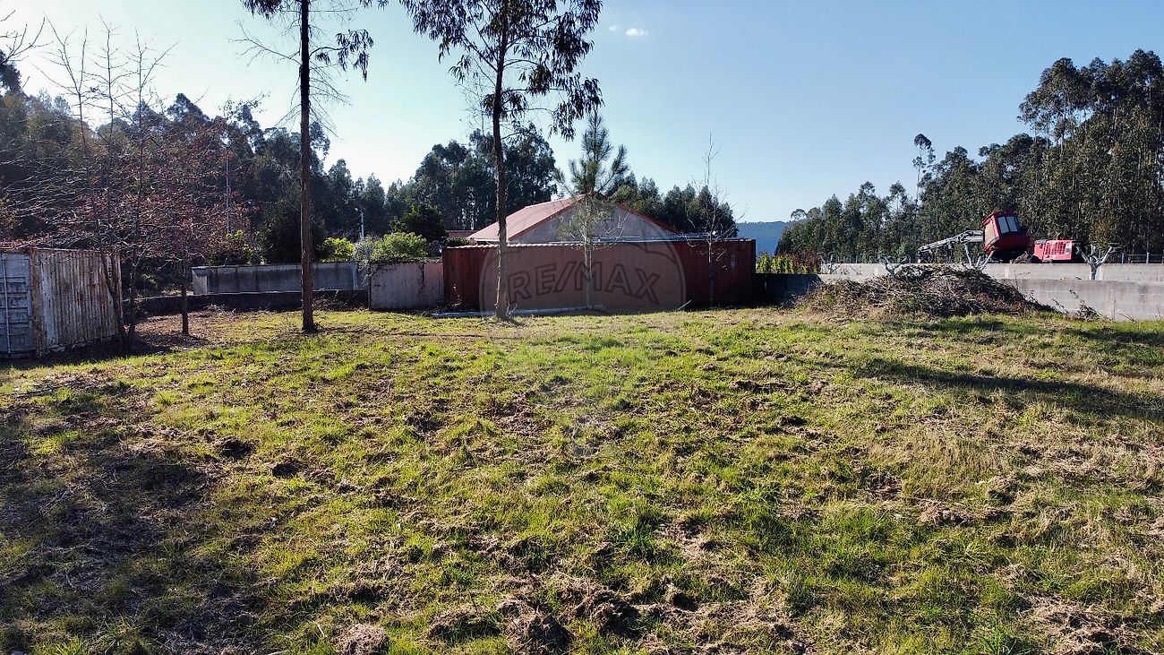 Land for sale in Barcelos, Portugal — €85,000