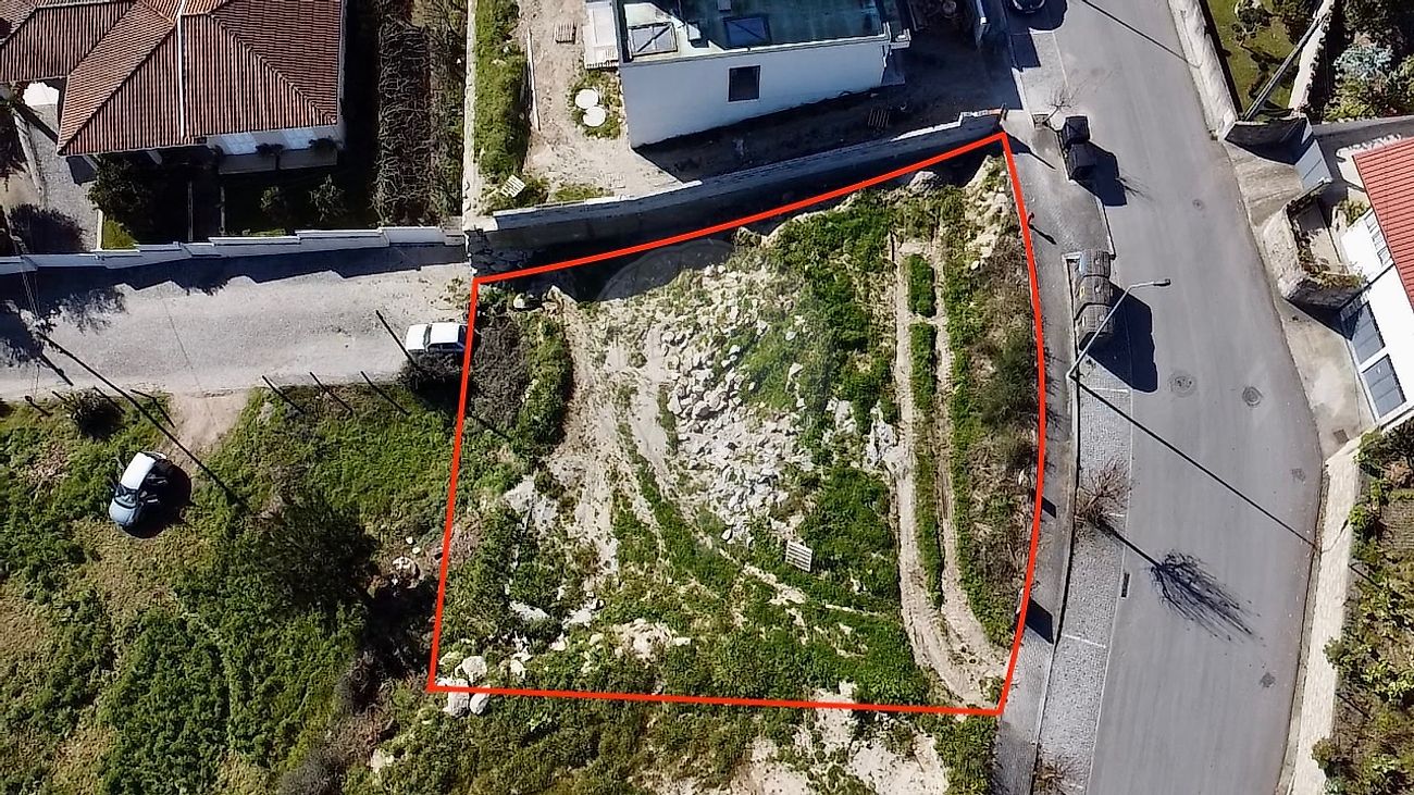 Land for sale in Barcelos, Portugal — €65,000