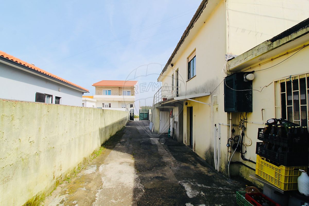 listing 125681032-215 picture-0