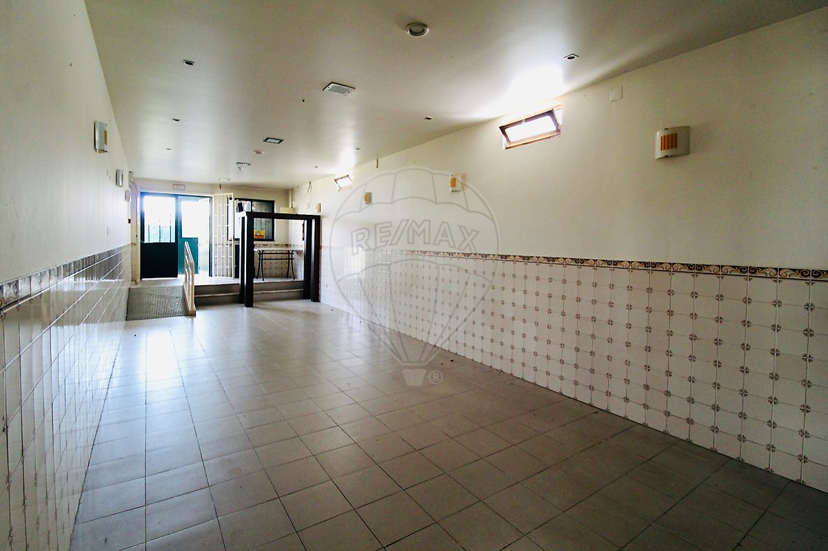 listing 125681032-215 picture-0