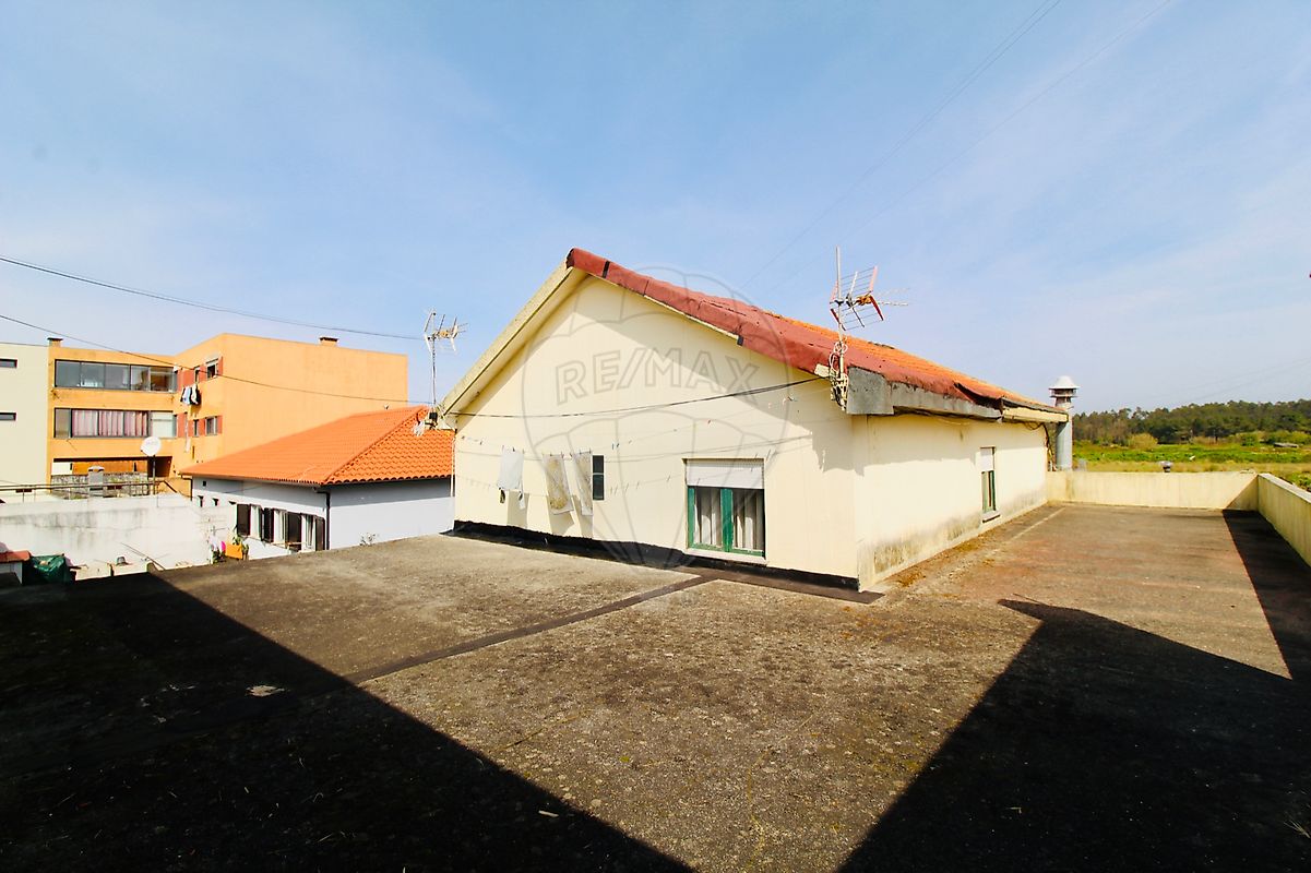 listing 125681032-215 picture-0
