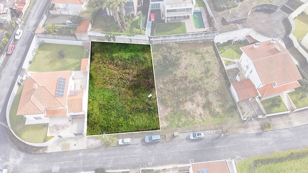 Terreno - Tamel (São Veríssimo), Barcelos, Braga