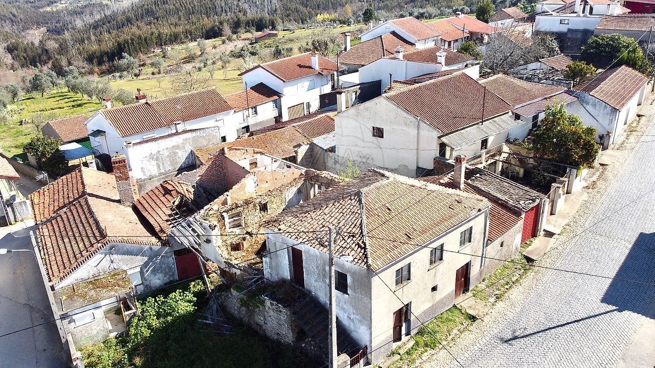 Moradia - São Pedro de Alva e São Paio de Mondego, Penacova, Coimbra