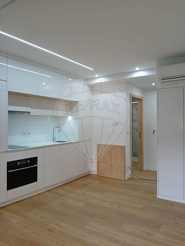 Apartamento à venda em Porto