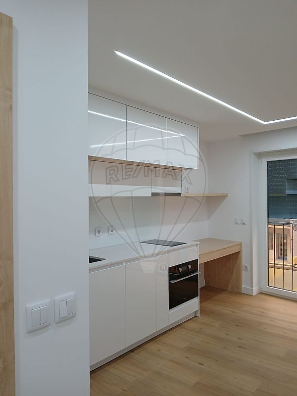 Apartamento à venda em Porto