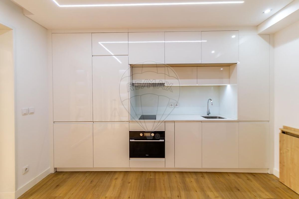 Apartamento à venda em Porto