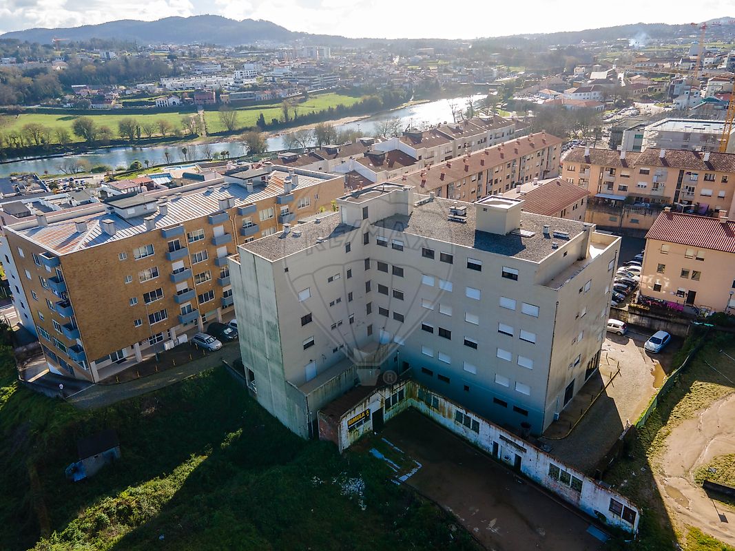 Apartamento T3 à venda em Barcelos