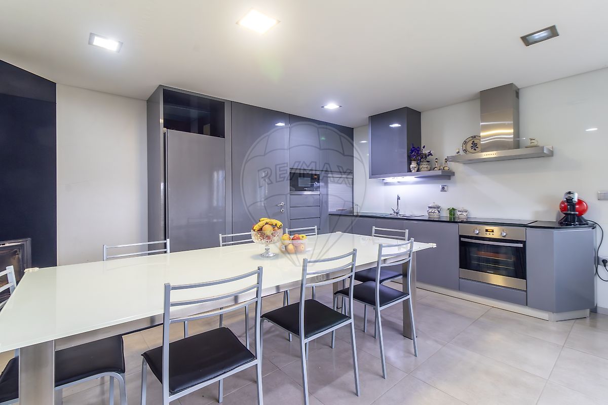 Apartamento T3 à venda em Barcelos