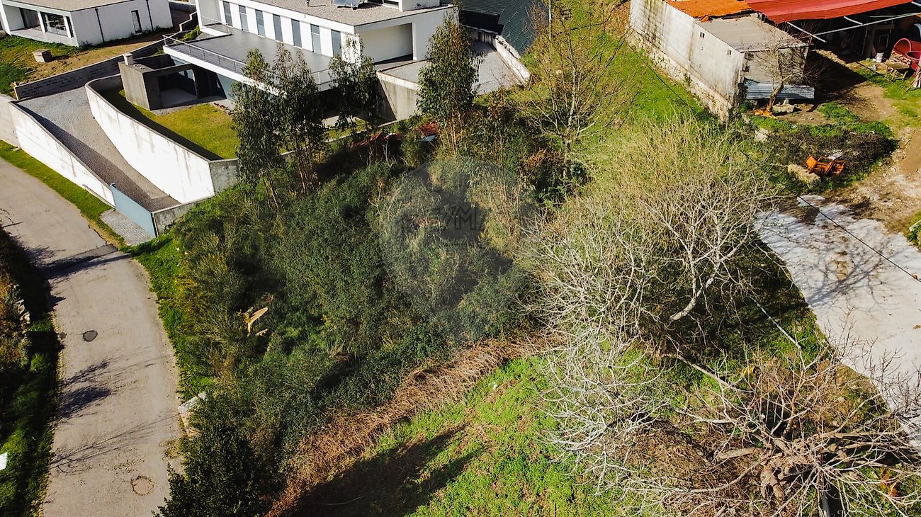 Terreno à venda em Valença
