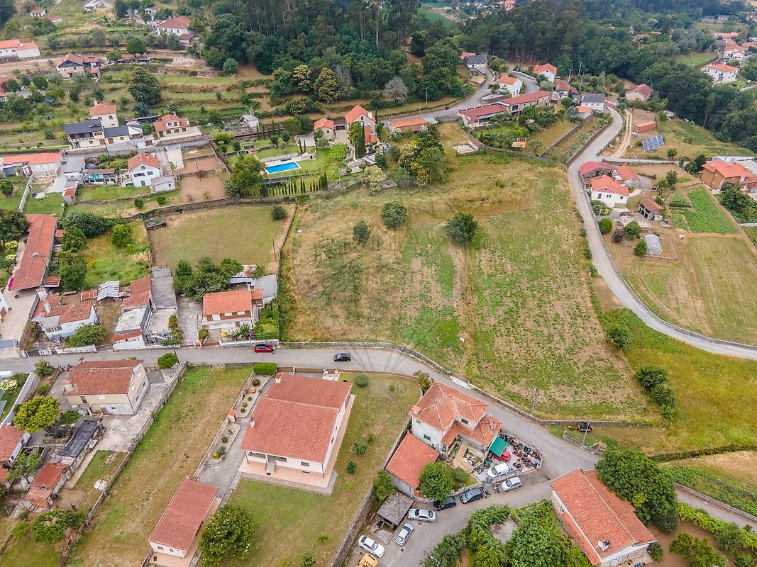 Terreno - Durrães e Tregosa, Barcelos, Braga