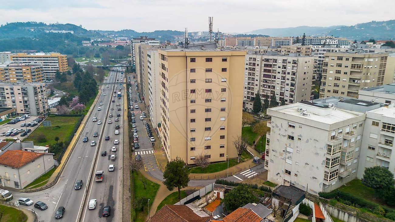 Apartamento T3 à venda em Braga