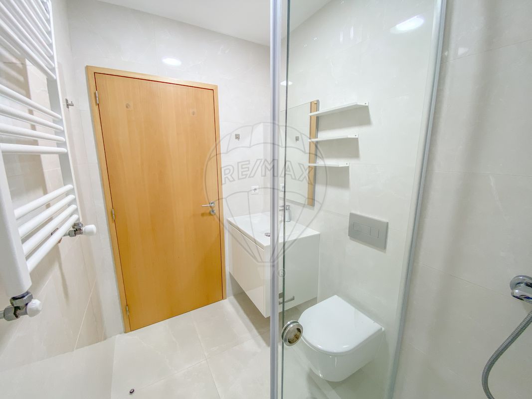 listing 127131004-13 picture-0