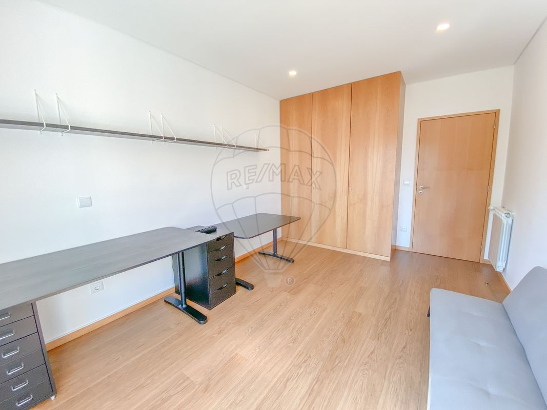 listing 127131004-13 picture-0