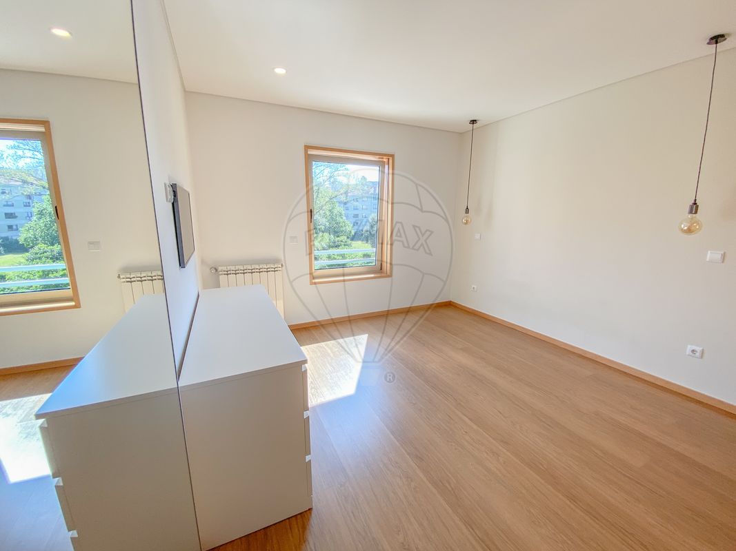 listing 127131004-13 picture-0