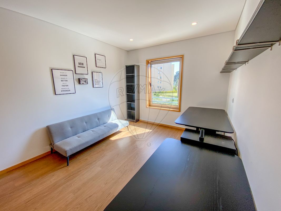 listing 127131004-13 picture-0