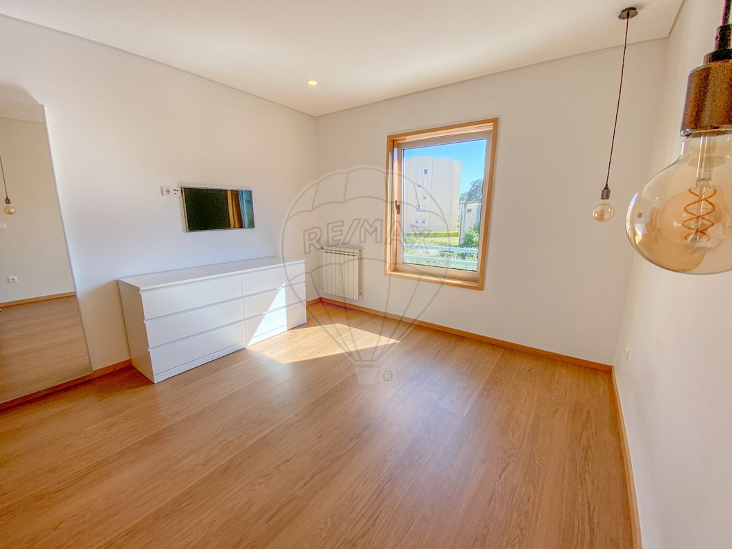 listing 127131004-13 picture-0