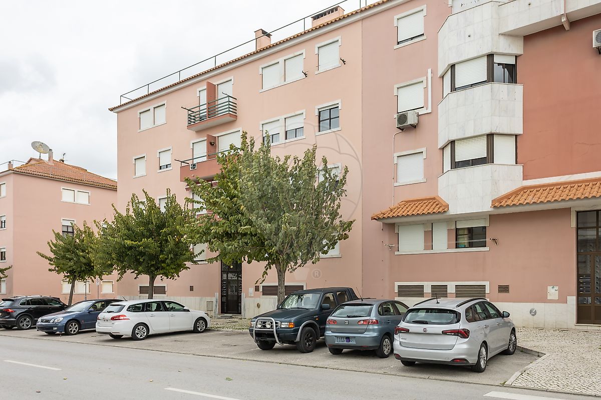 Apartamento T2 à venda em Moita
