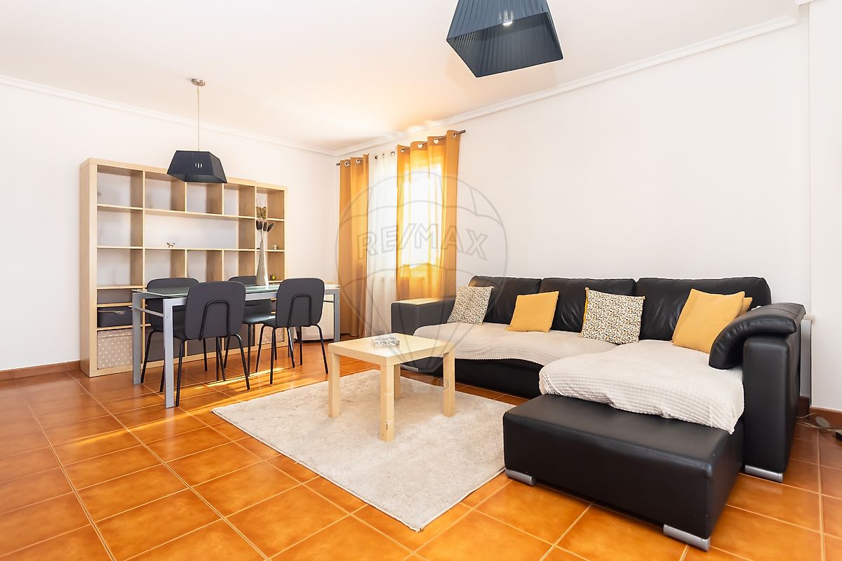 Apartamento - Alhos Vedros, Moita, Setúbal