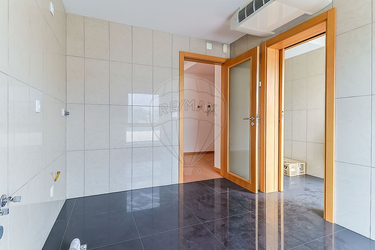 listing 125721086-27 picture-0