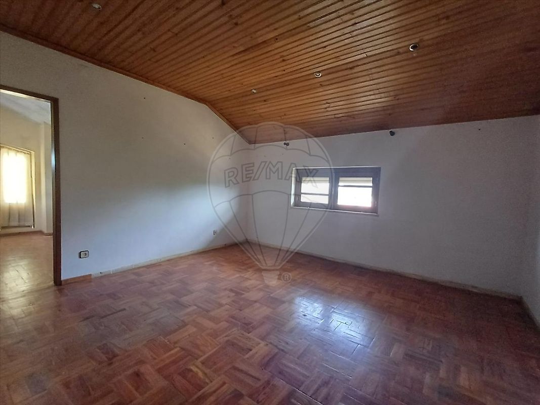 Moradia T6+ à venda em Nogueira do Cravo, Oliveira do Hospital — foto 13