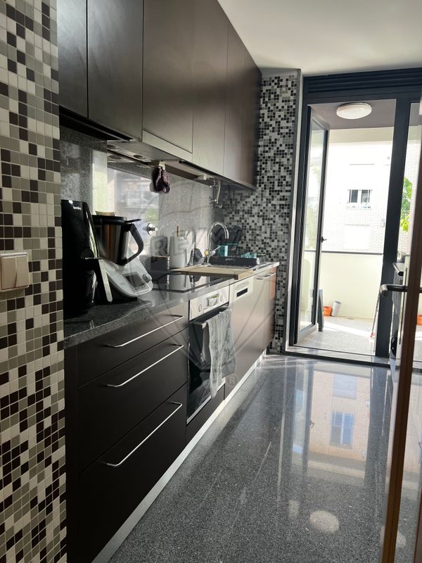 listing 125721247-2 picture-0