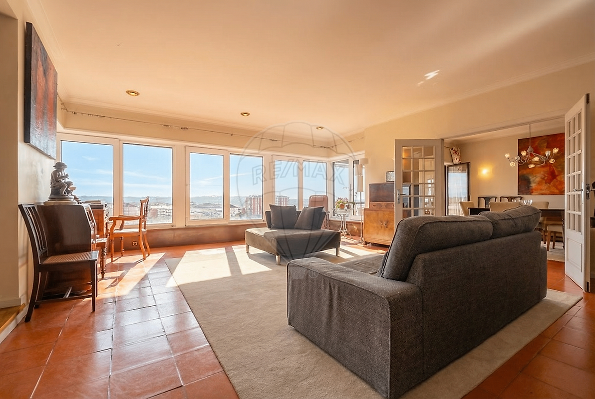 Apartamento T7 à venda em Coimbra