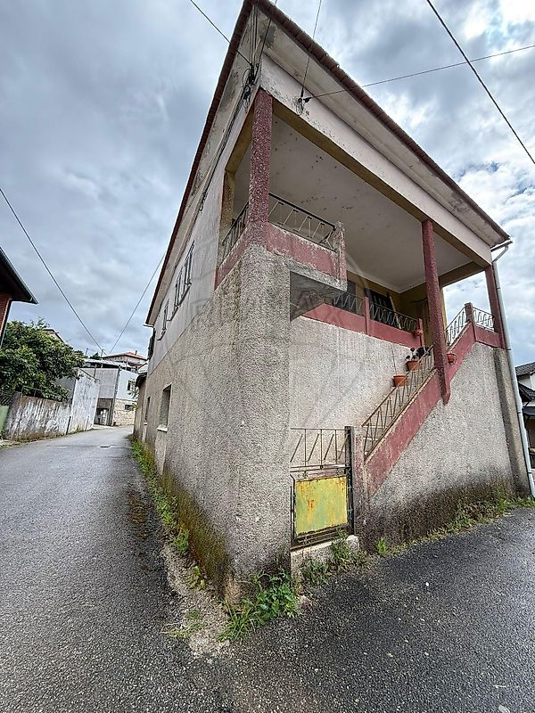 Moradia - Trezói, Mortágua, Viseu