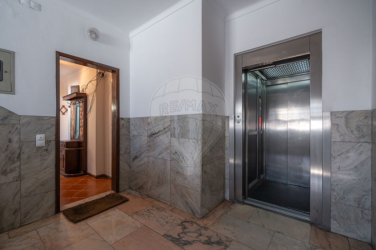 Apartamento T4 à venda em Coimbra (Sé Nova, Santa Cruz, Almedina e São Bartolomeu), Coimbra — foto 20