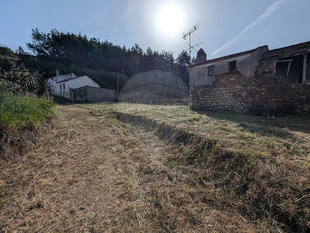 Apartamento T6 à venda em Arganil
