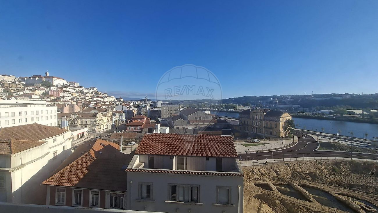 Apartamento T3 à venda em Coimbra