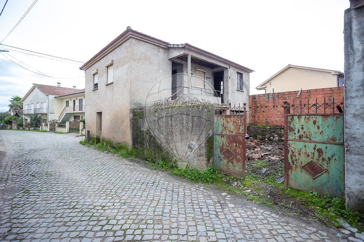 Moradia T3 - Sobral, Mortágua, Viseu