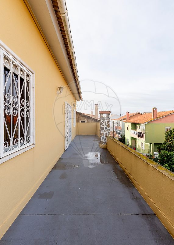 listing 125731060-57 picture-0