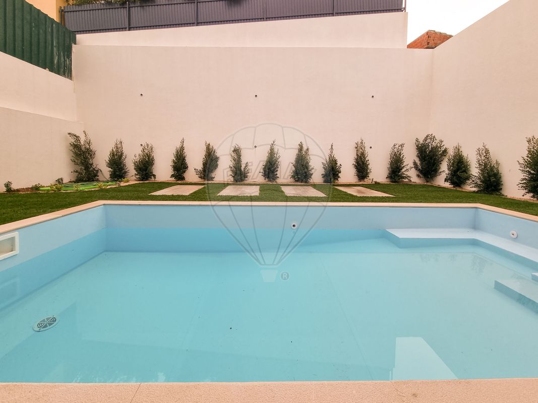 listing 125731103-30 picture-0