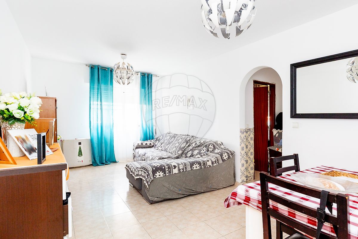 Apartamento T2 à venda em Loures