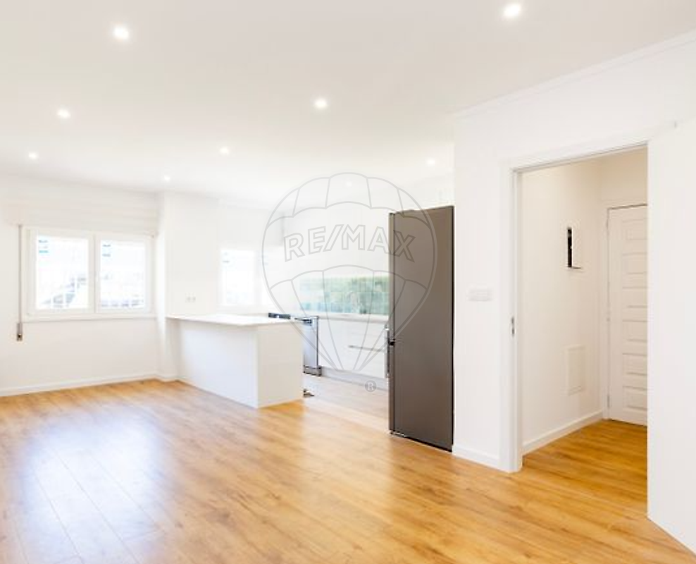 Apartamento T3 à venda em Sintra