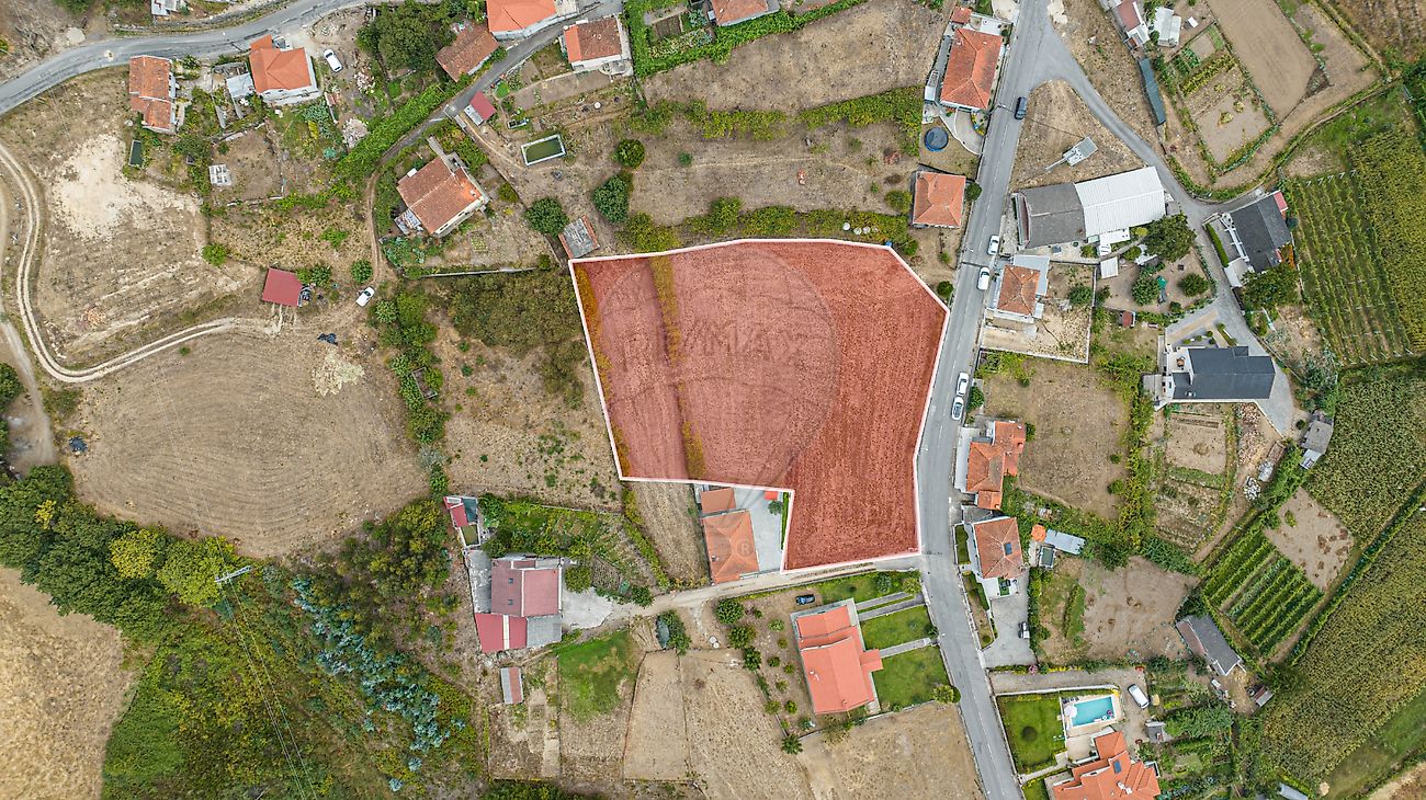 Terreno - Ardegão, Arnozela e Seidões, Fafe, Braga