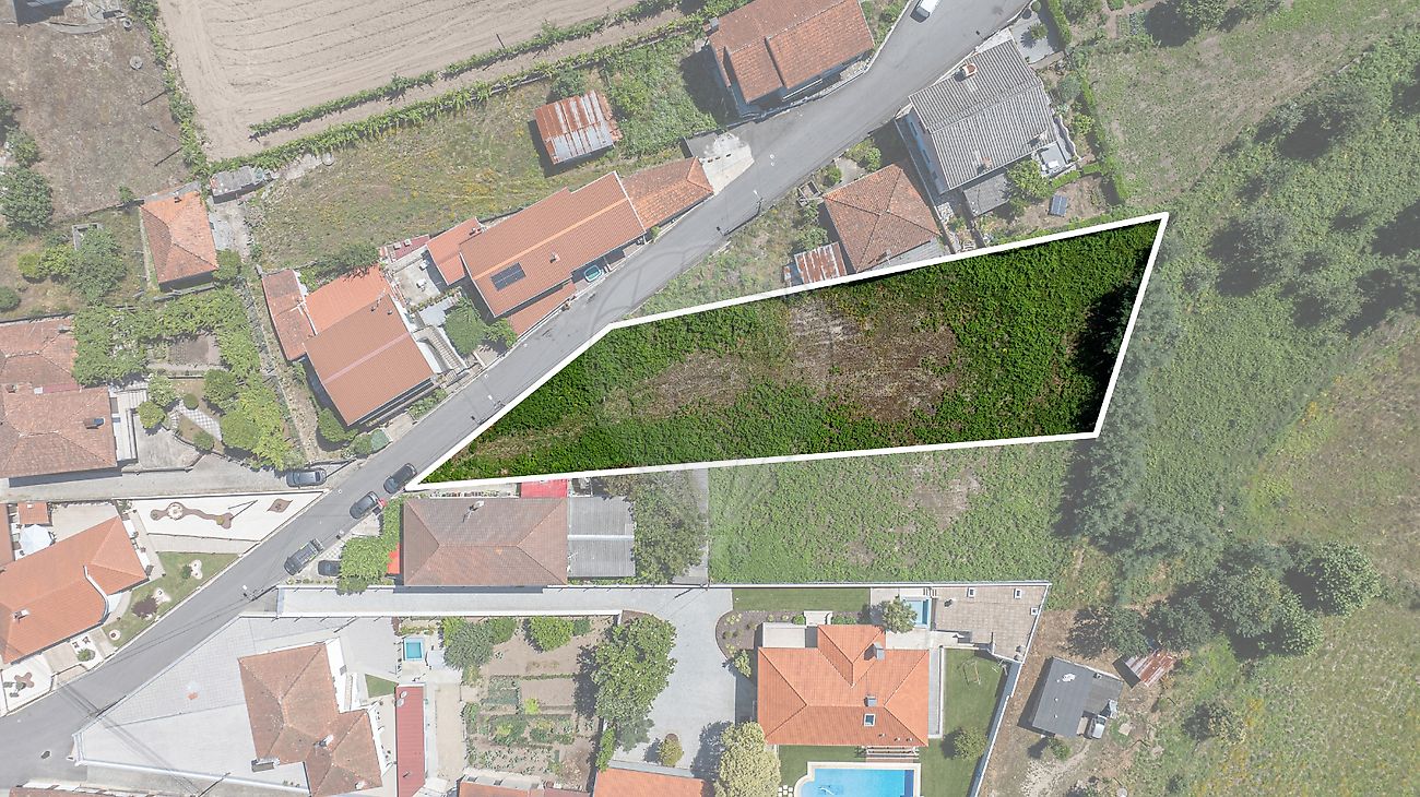 Land for sale in Fafe, Portugal — €107,500