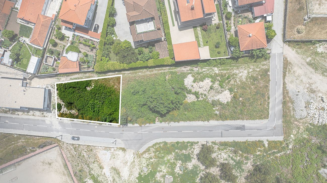 Terreno à venda em Fafe
