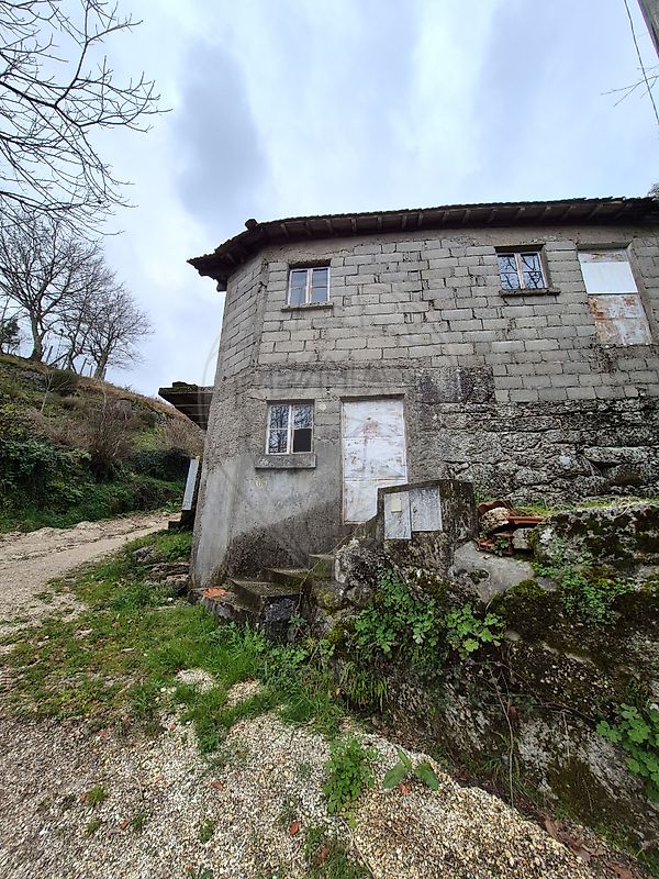 Moradia T1 à venda em Fafe