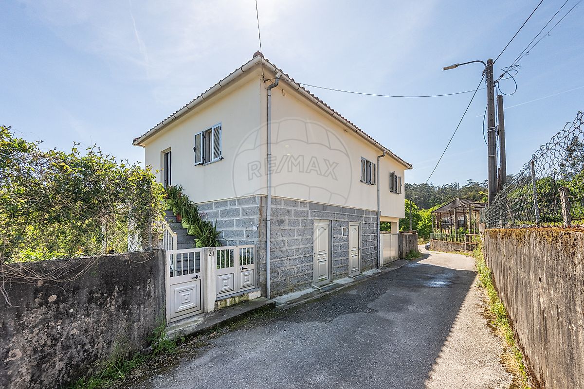 Moradia T3 à venda em Fafe