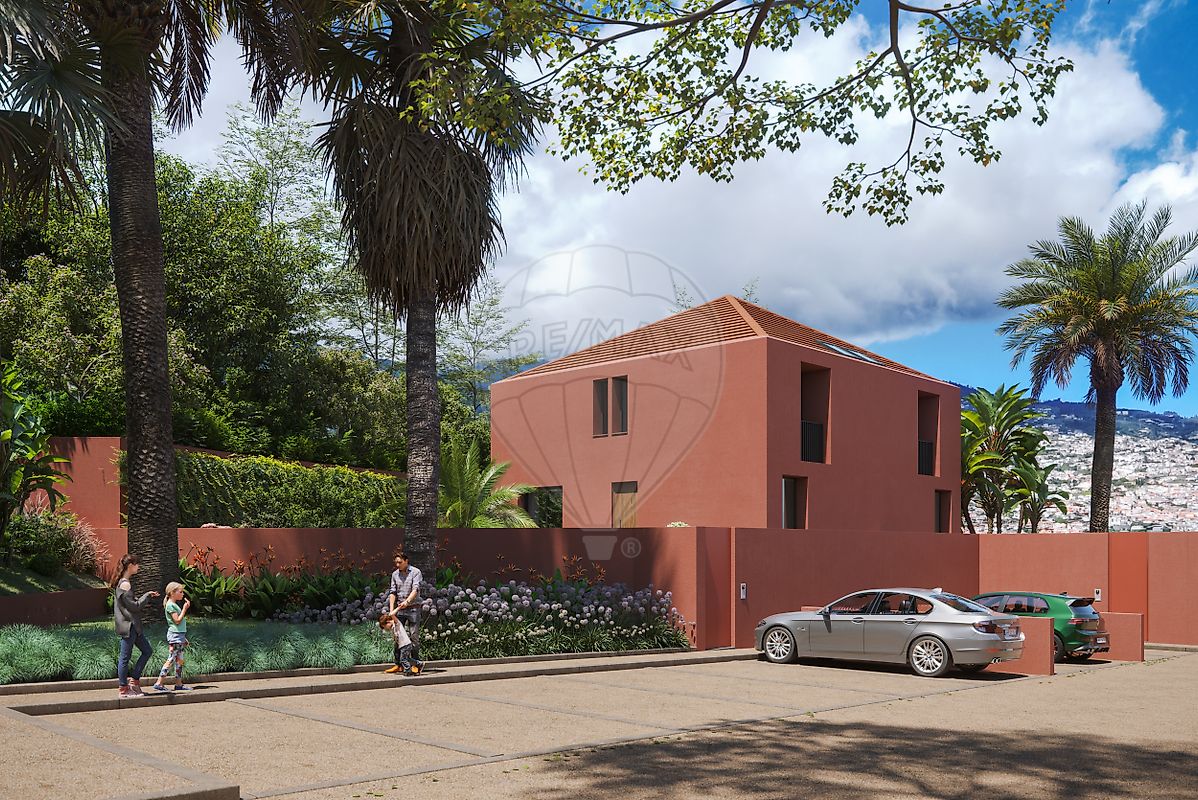 Moradia T3 à venda em Funchal