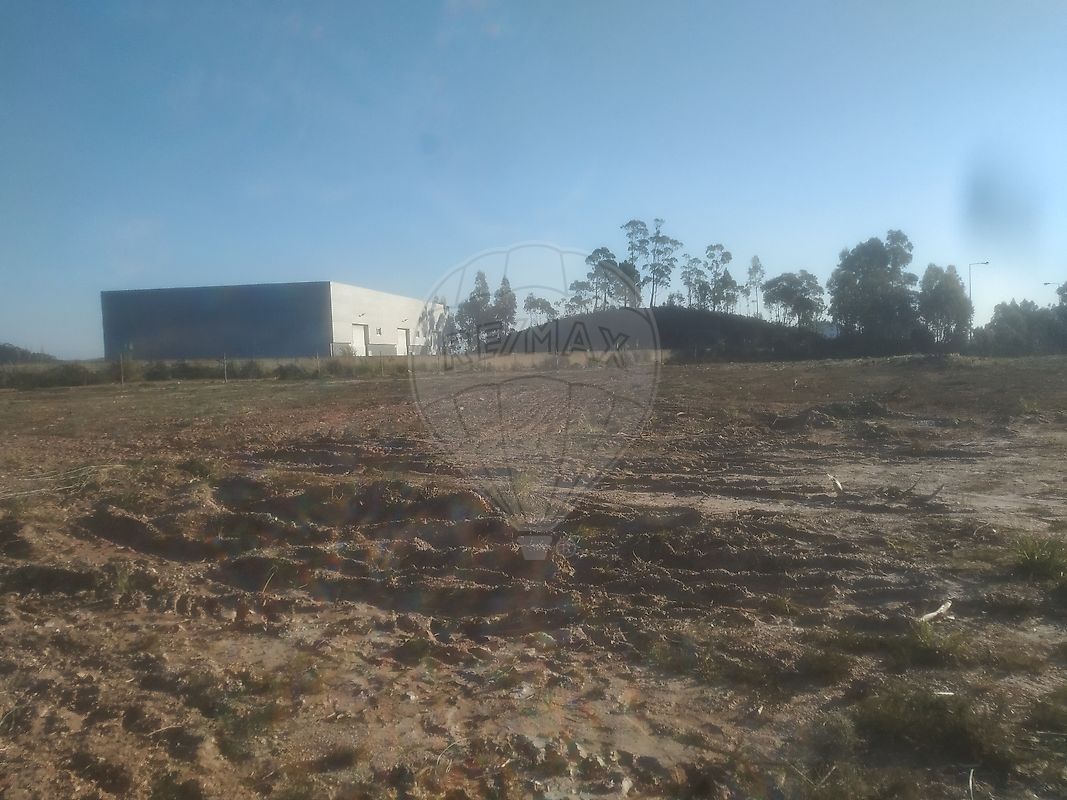 Land for sale in Gondomar, Portugal — €665,000