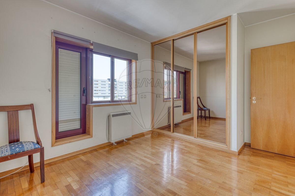listing 125791063-13 picture-0