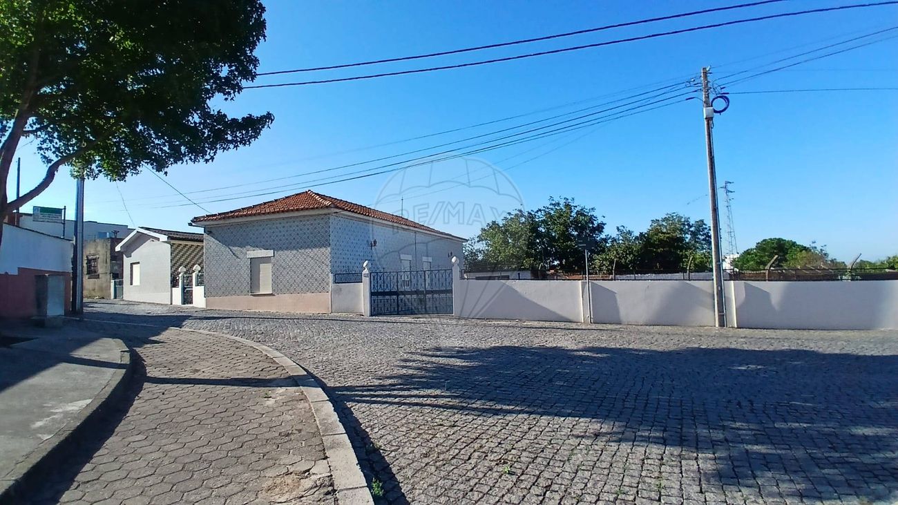 Moradia T4 para venda