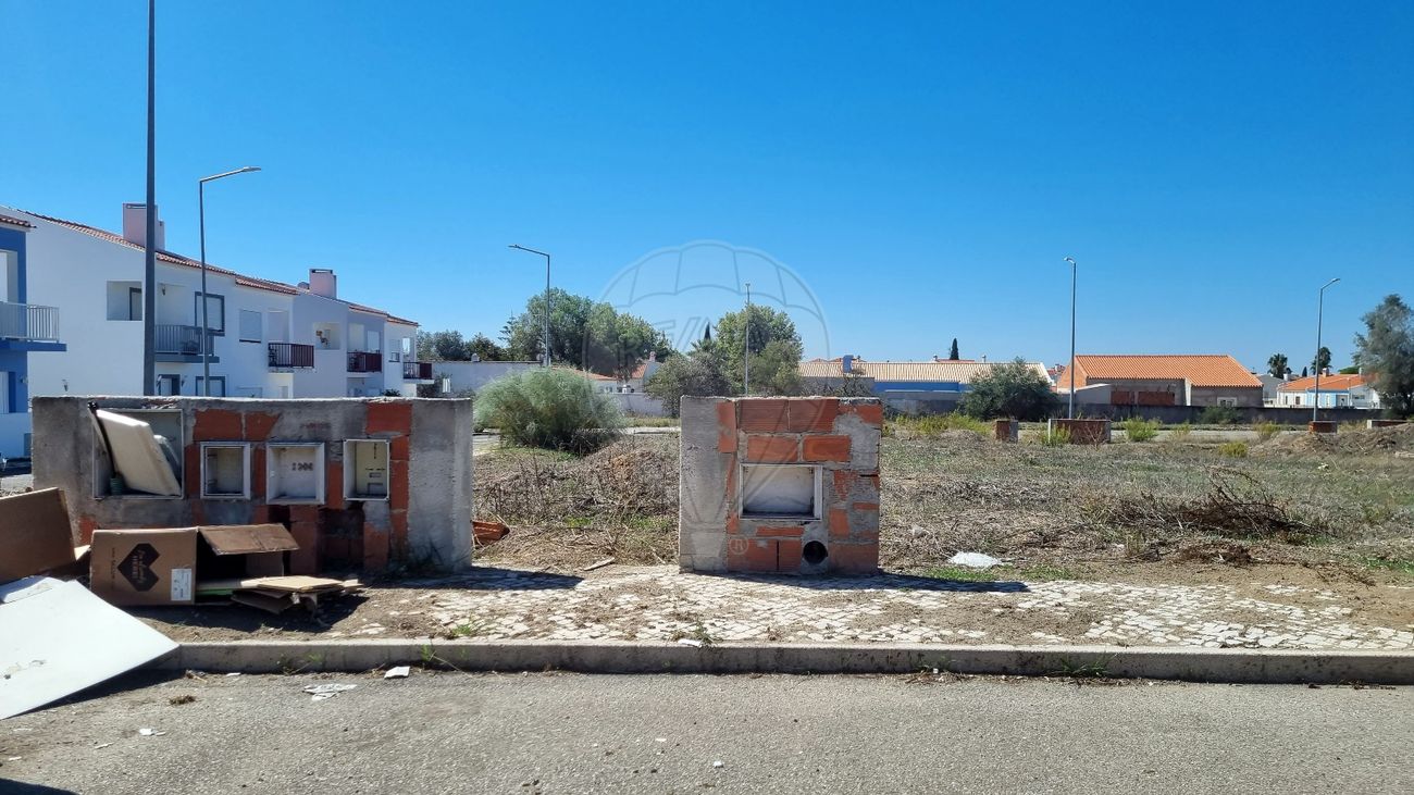 listing 125801030-81 picture-0