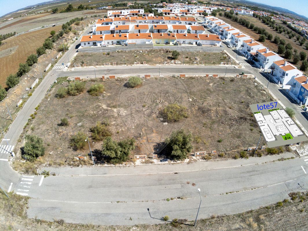 listing 125801030-84 picture-0