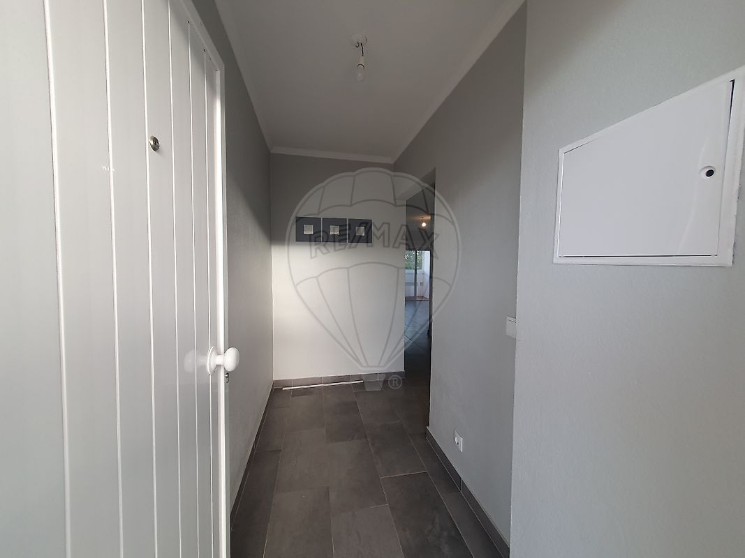 Apartamento T5 à venda em Santiago do Cacém